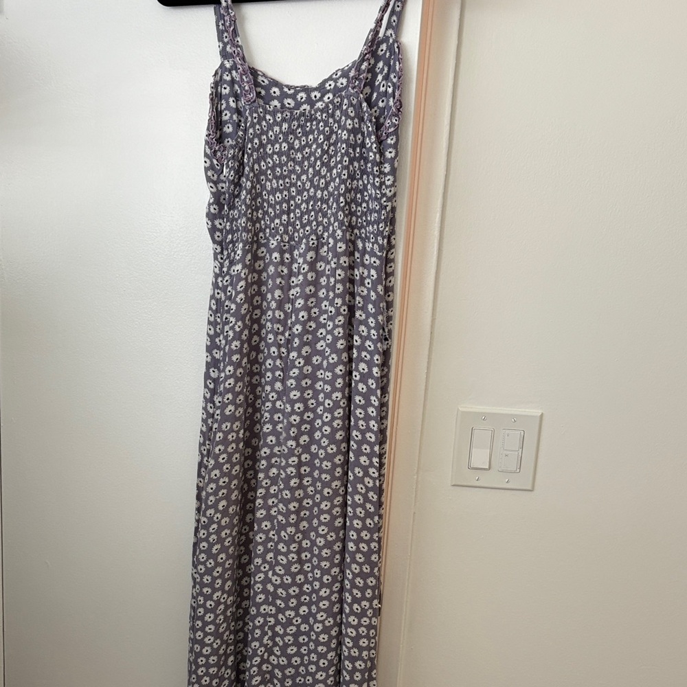 Faithfull the Brand Lavender Floral Midi Dress - Picture 5 of 5